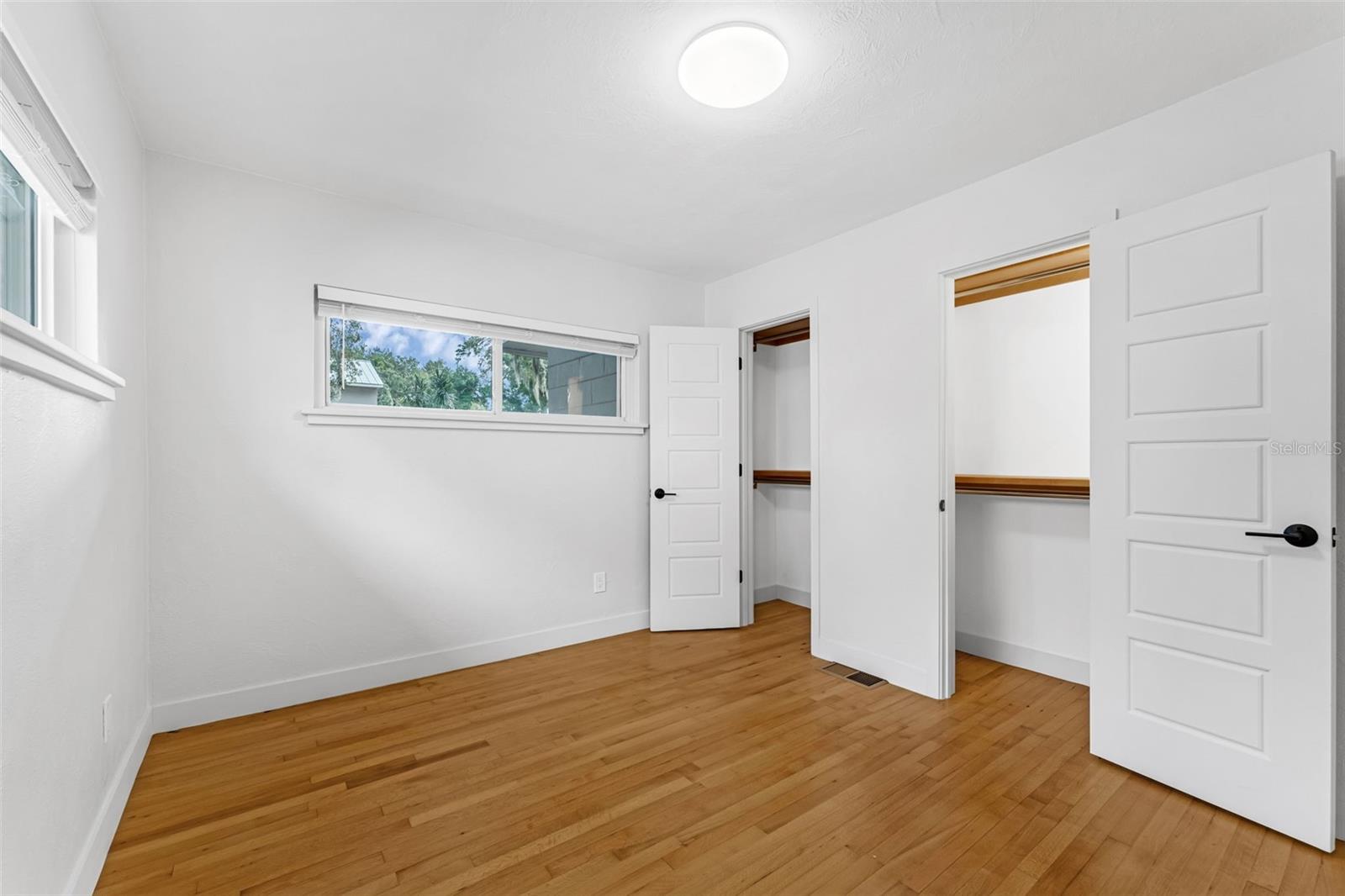 Image 18 of 39 For 714 28th Street