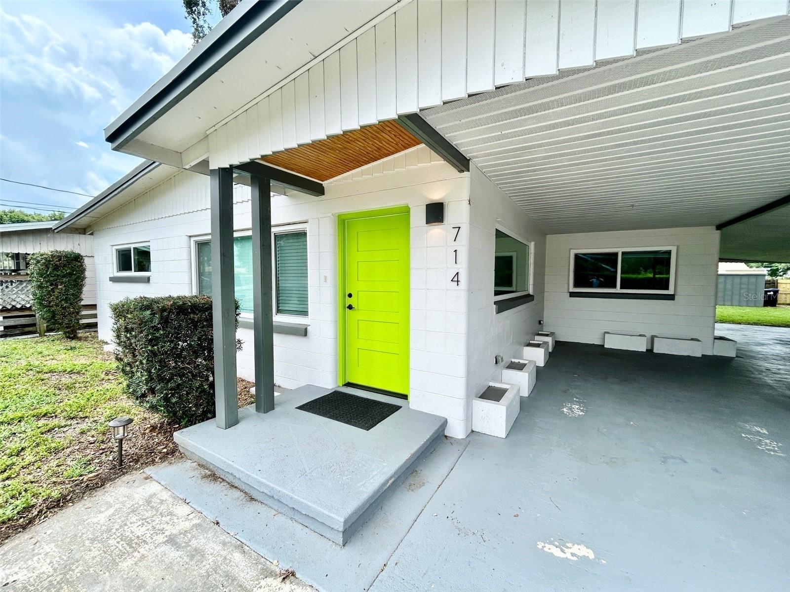 Image 3 of 39 For 714 28th Street
