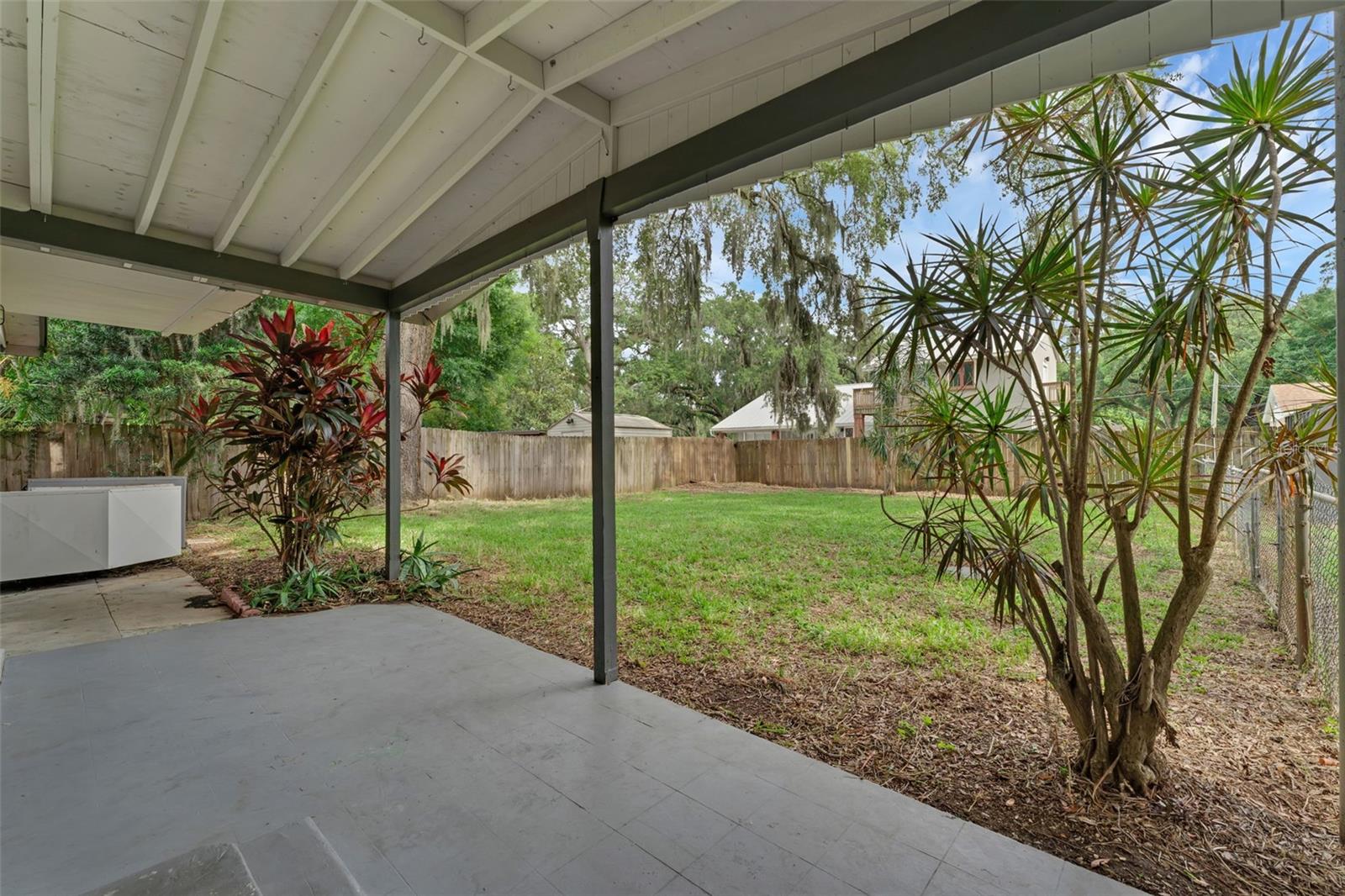 Image 32 of 39 For 714 28th Street