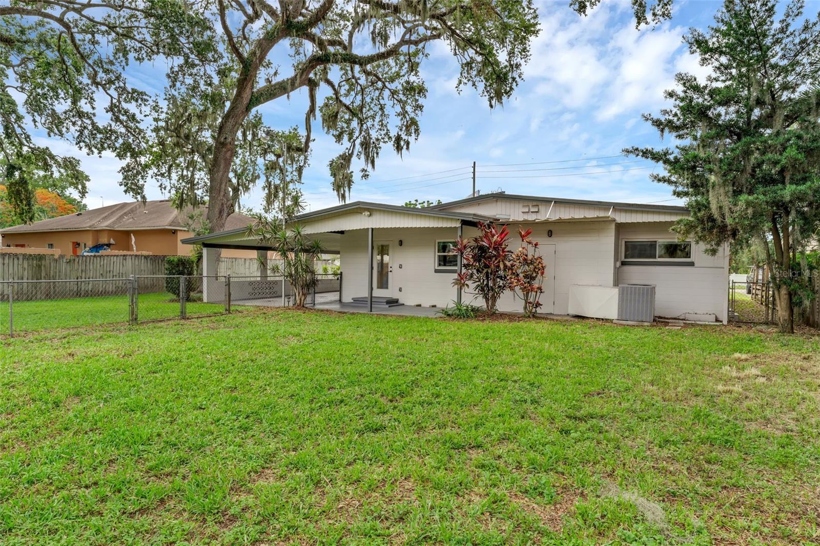 Image 33 of 39 For 714 28th Street