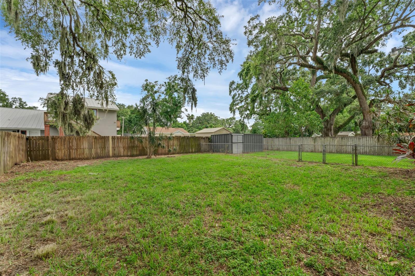 Image 34 of 39 For 714 28th Street