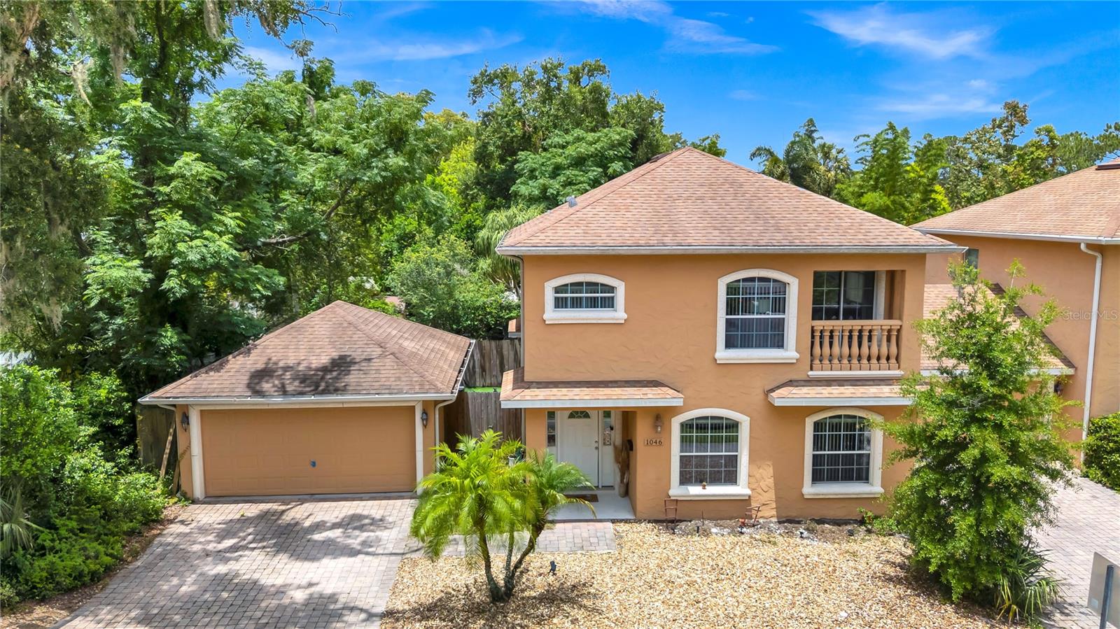 Image 2 of 42 For 1046 Morris Avenue 1046