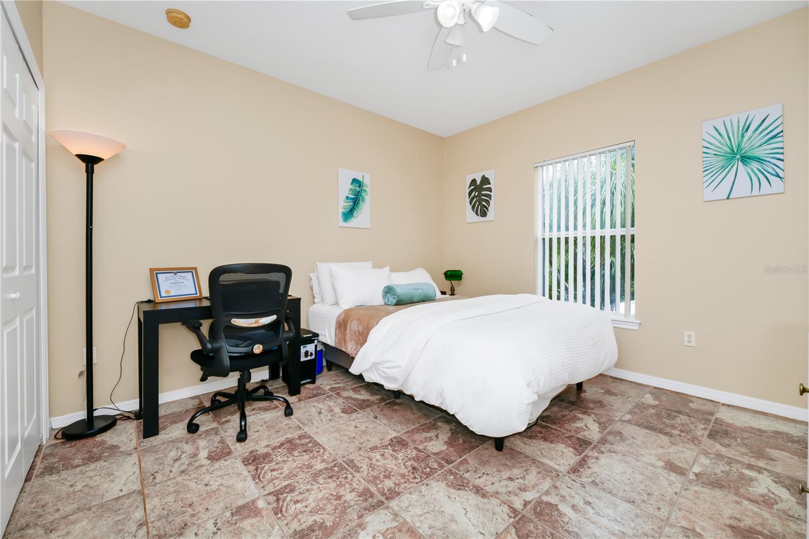 Image 39 of 42 For 1046 Morris Avenue 1046