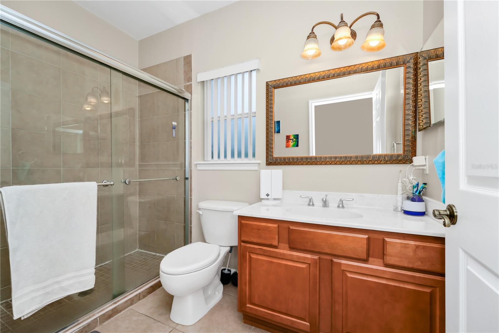 Image 42 of 42 For 1046 Morris Avenue 1046