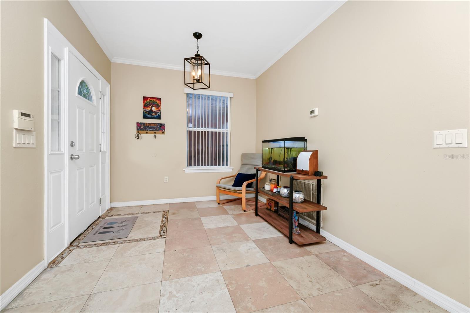 Image 8 of 42 For 1046 Morris Avenue 1046