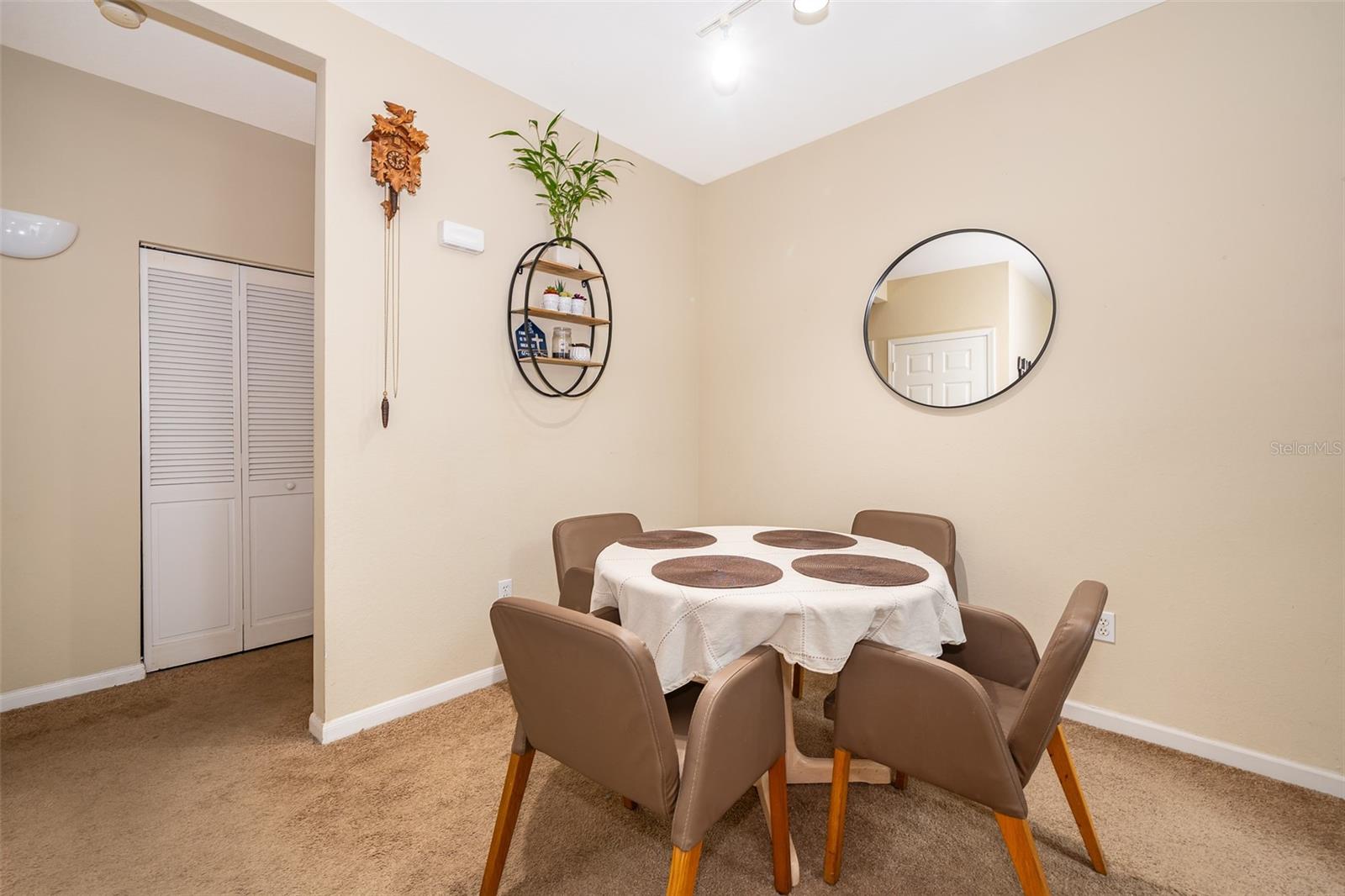 Image 6 of 24 For 9141 Lee Vista Boulevard 305