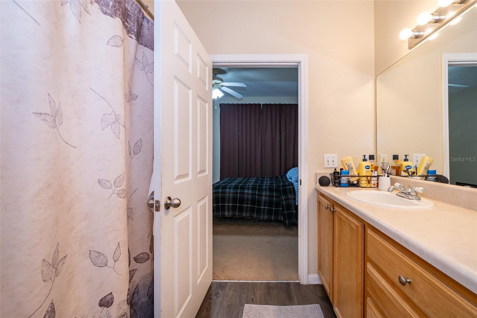 Image 9 of 24 For 9141 Lee Vista Boulevard 305