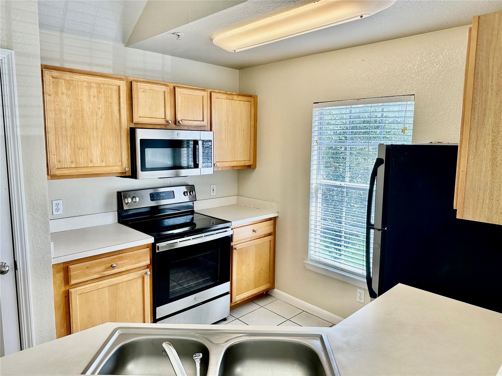 Image 4 of 28 For 9125 Lee Vista Boulevard 704