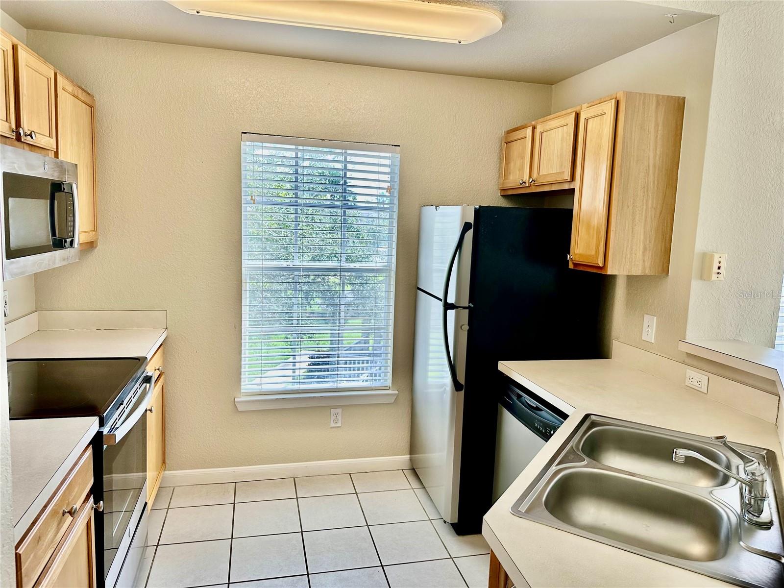 Image 5 of 28 For 9125 Lee Vista Boulevard 704