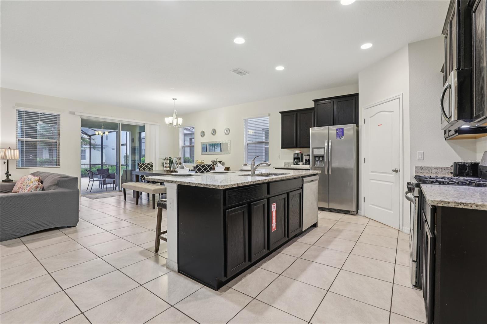 Image 10 of 69 For 7033 Oakwood Street