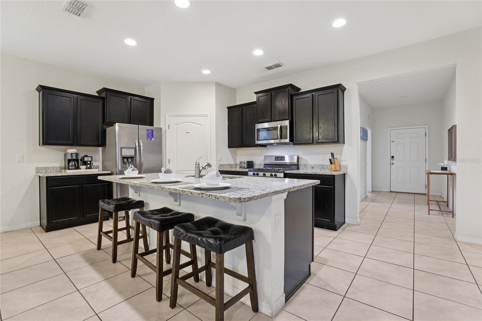 Image 11 of 69 For 7033 Oakwood Street