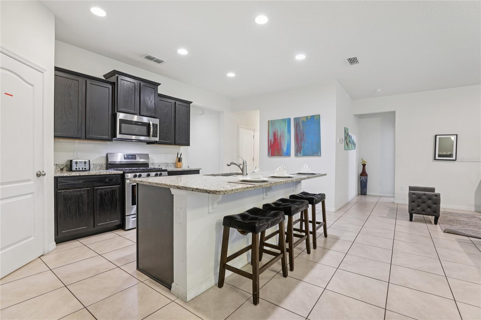 Image 12 of 69 For 7033 Oakwood Street