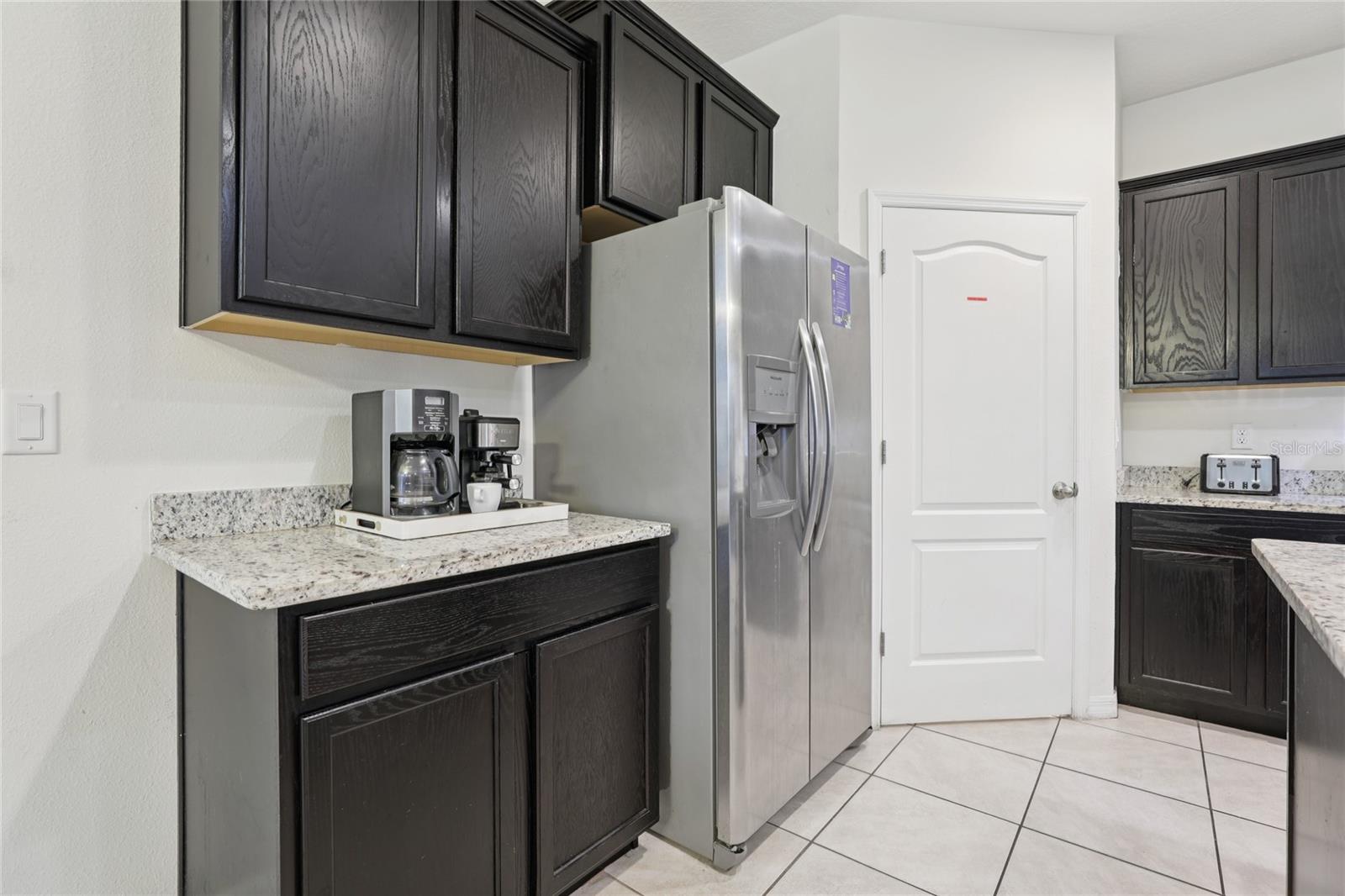 Image 13 of 69 For 7033 Oakwood Street