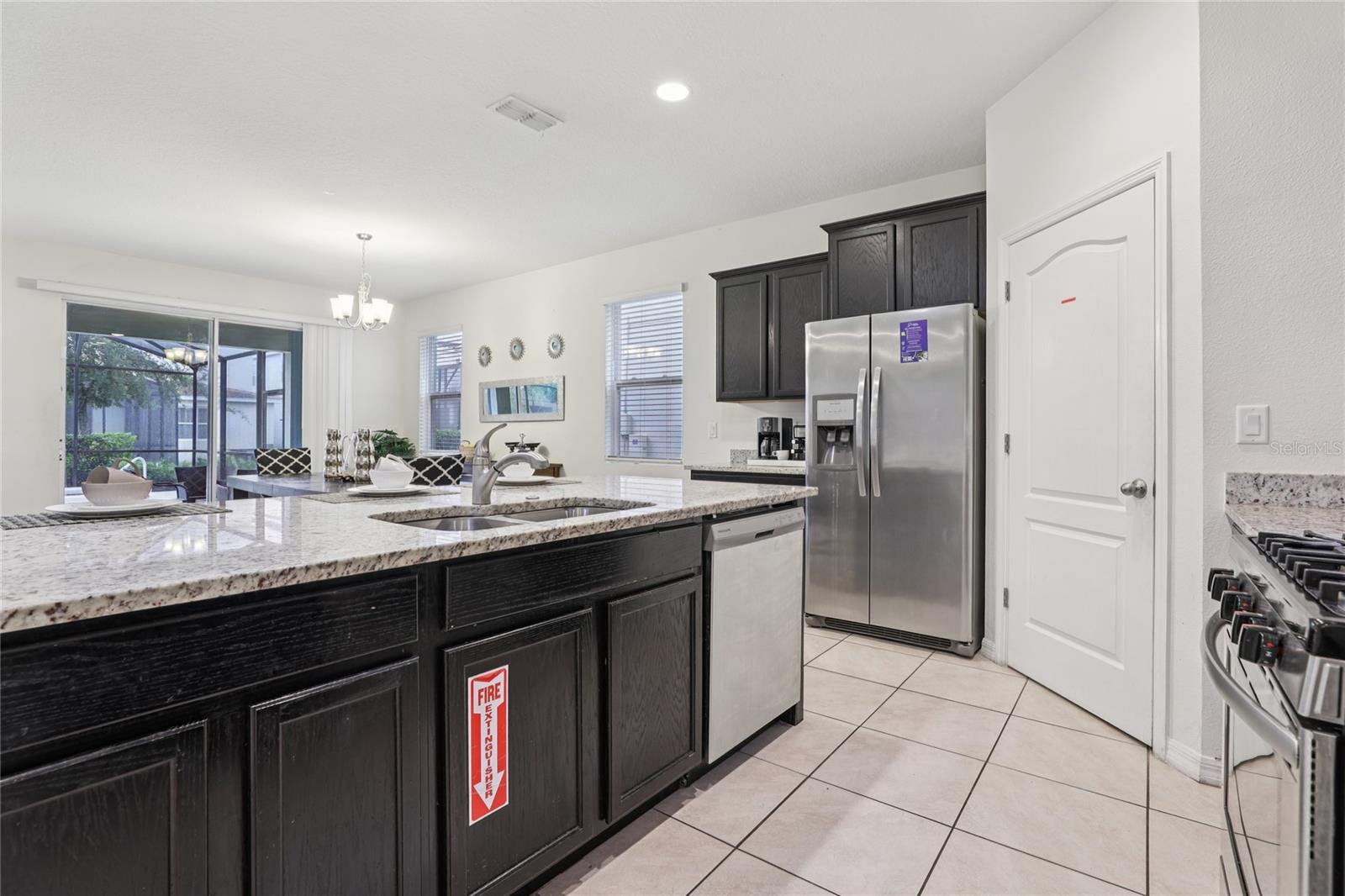 Image 16 of 69 For 7033 Oakwood Street
