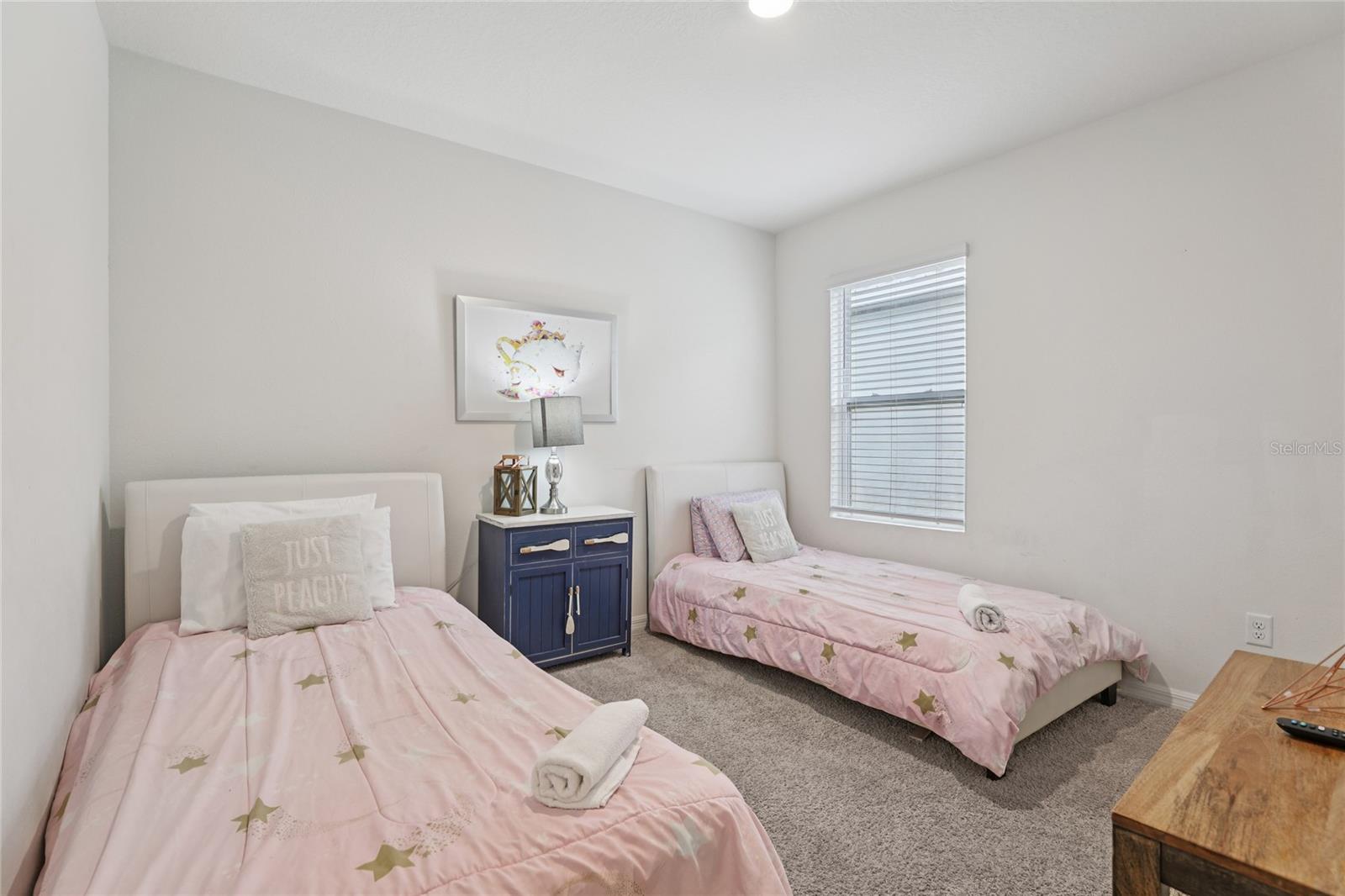 Image 34 of 69 For 7033 Oakwood Street