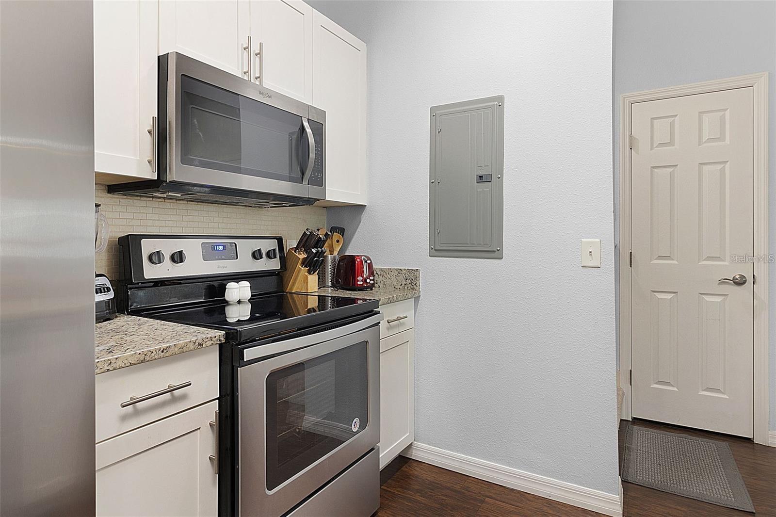 Image 12 of 52 For 3203 Oyster Lane