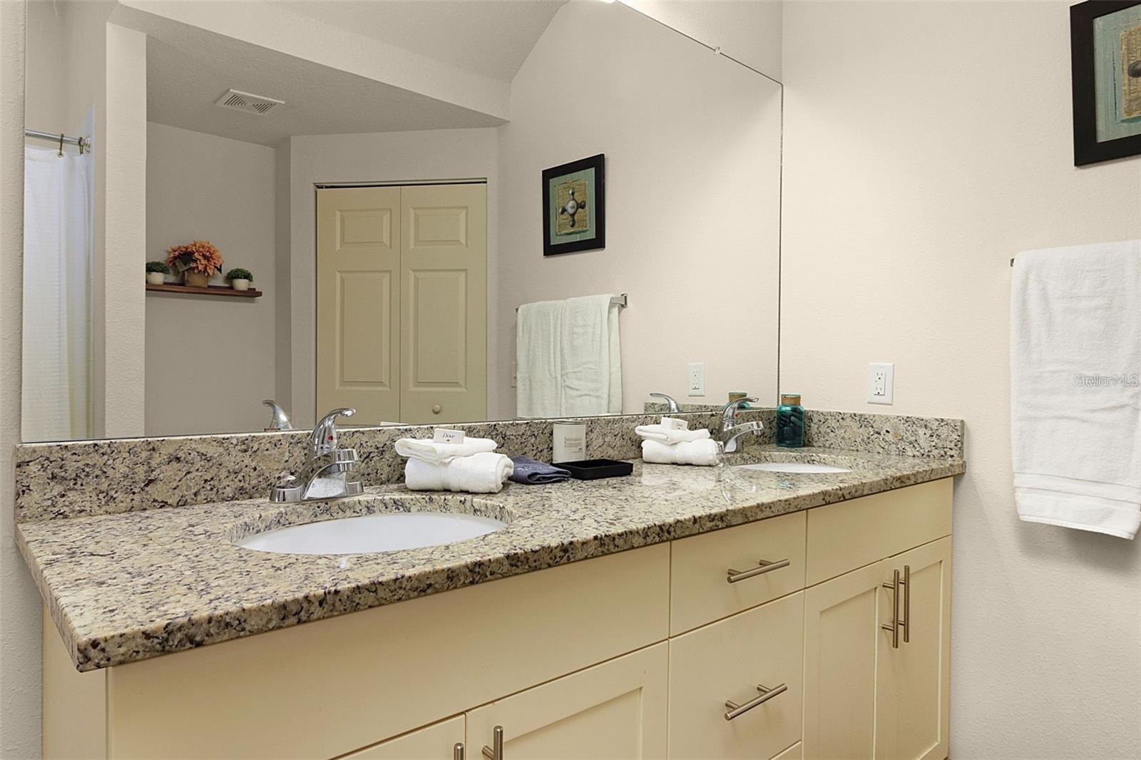 Image 17 of 52 For 3203 Oyster Lane