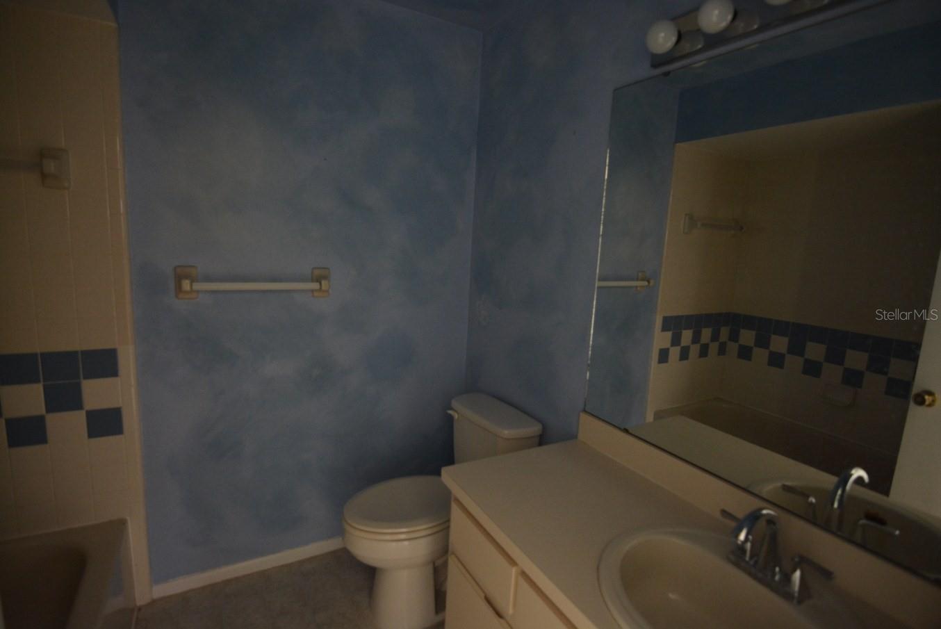 Image 4 of 24 For 1135 Covington Street