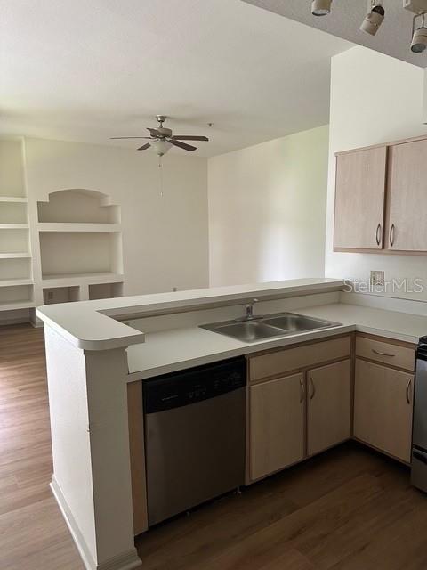Image 11 of 35 For 7350 Westpointe Boulevard 234
