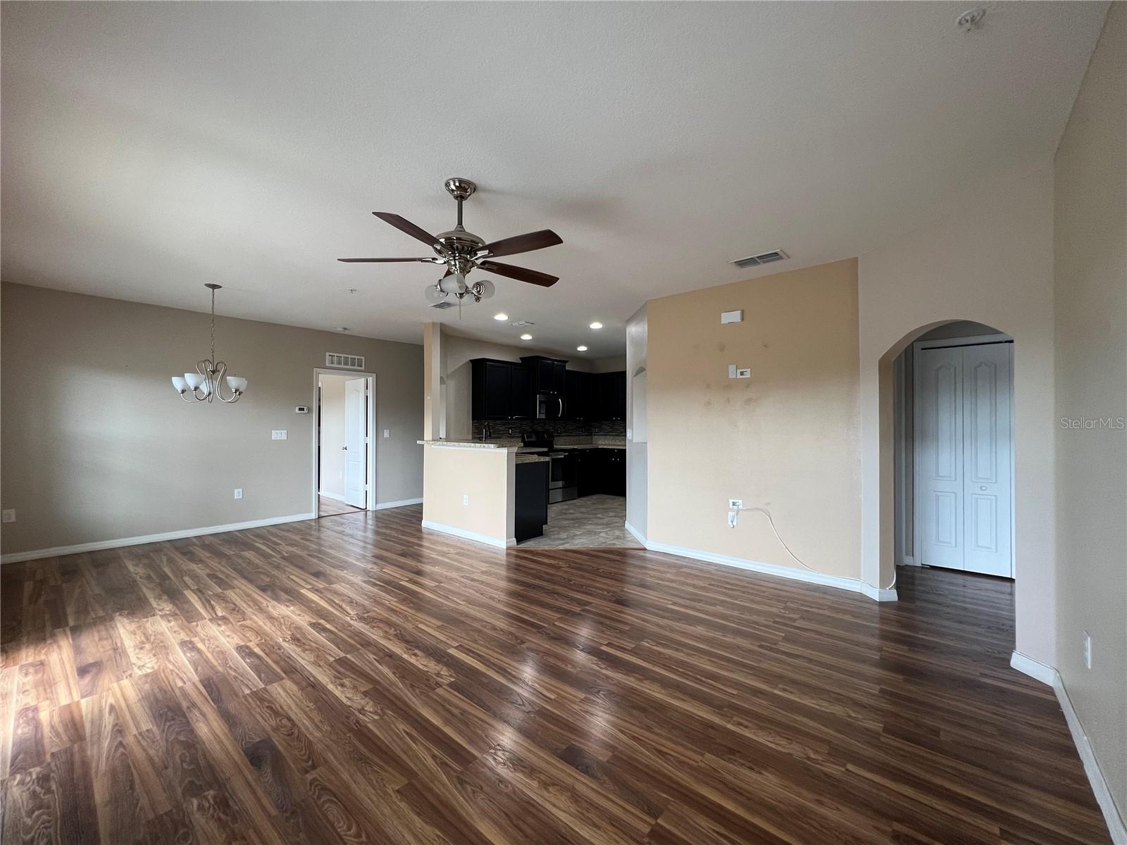 Image 7 of 31 For 2137 Betsy Ross Lane