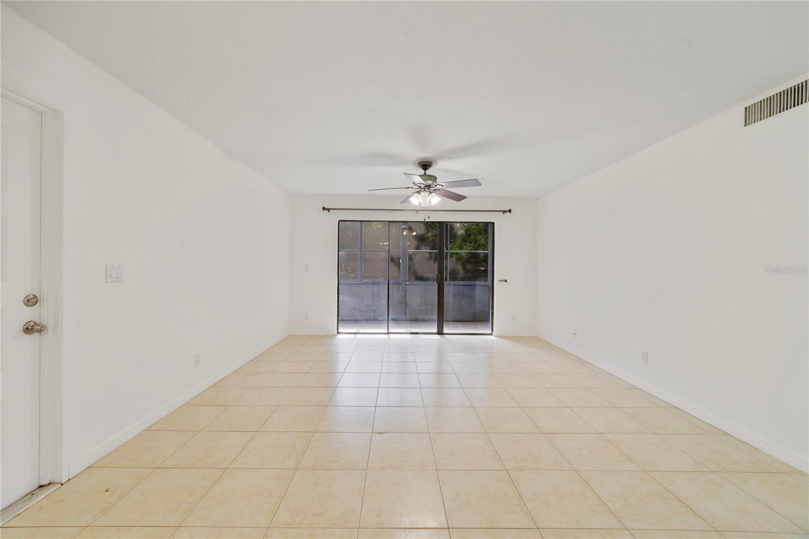 Image 7 of 23 For 8211 Sun Spring Circle 11