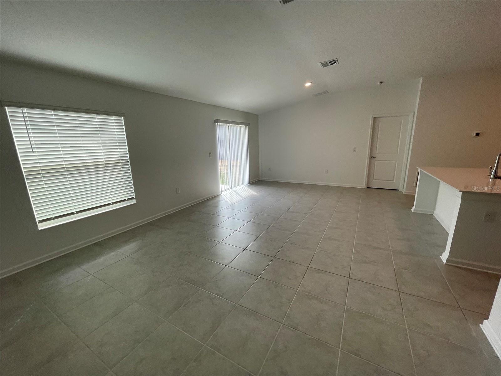 Image 15 of 46 For 1129 Saguaro Street