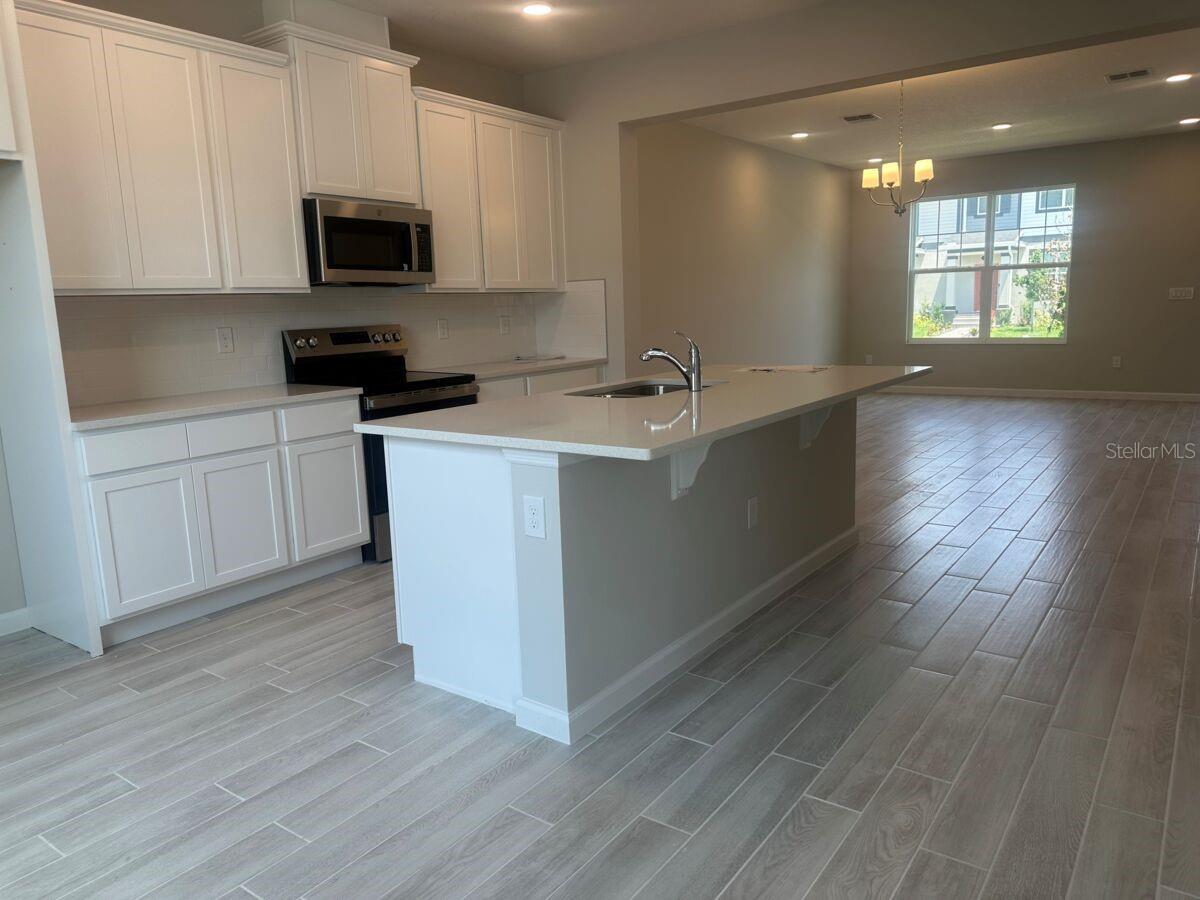 Image 5 of 20 For 15316 Burgtheater Drive