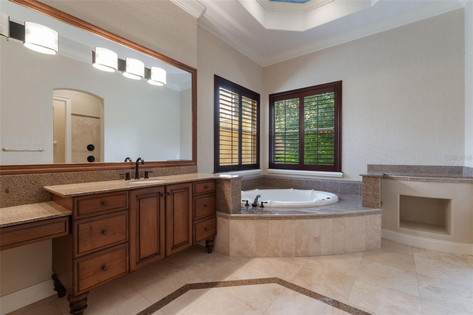 Image 23 of 54 For 8814 Southern Breeze Drive