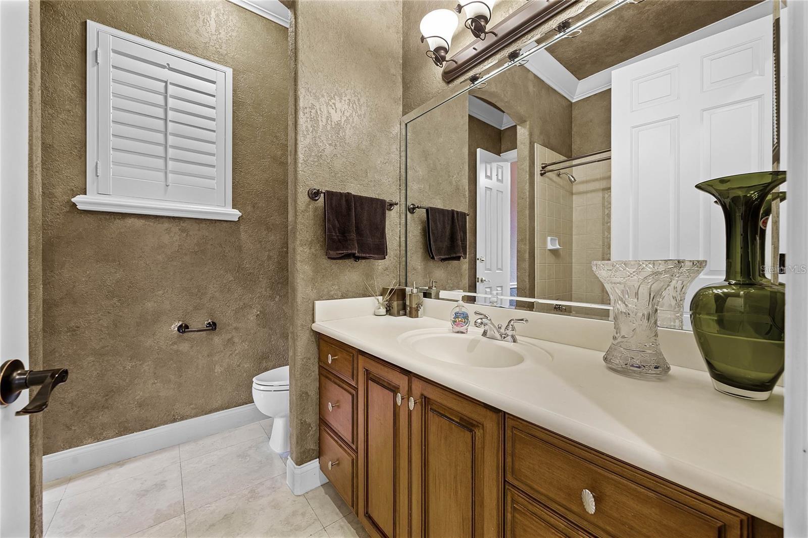 Image 29 of 54 For 8814 Southern Breeze Drive