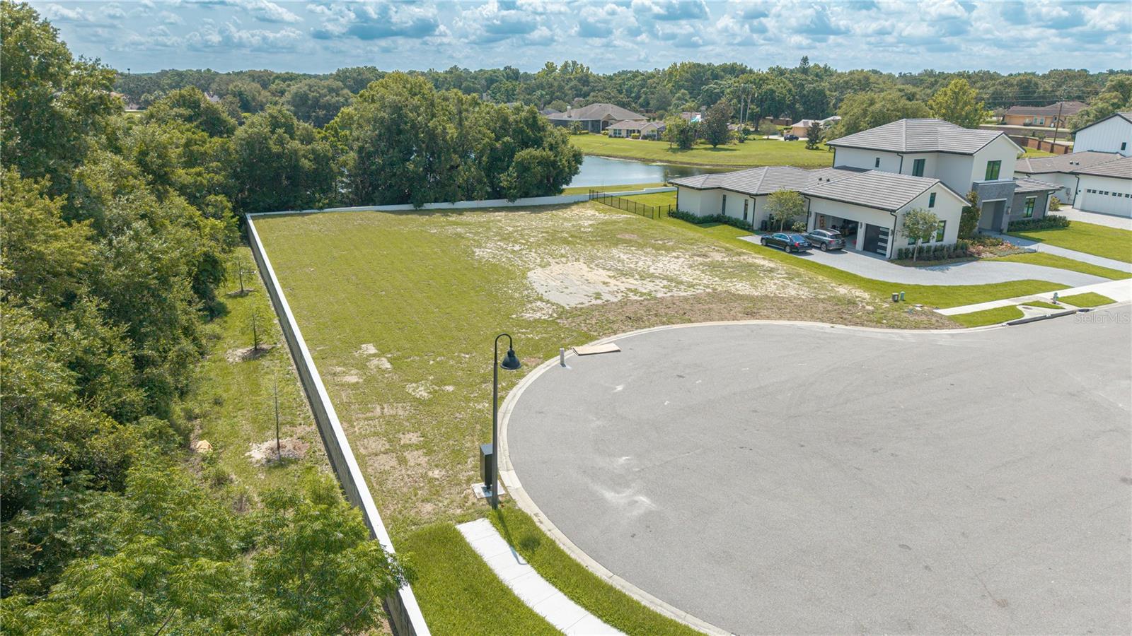 Image 9 of 26 For 2504 Windermere Reserve Court