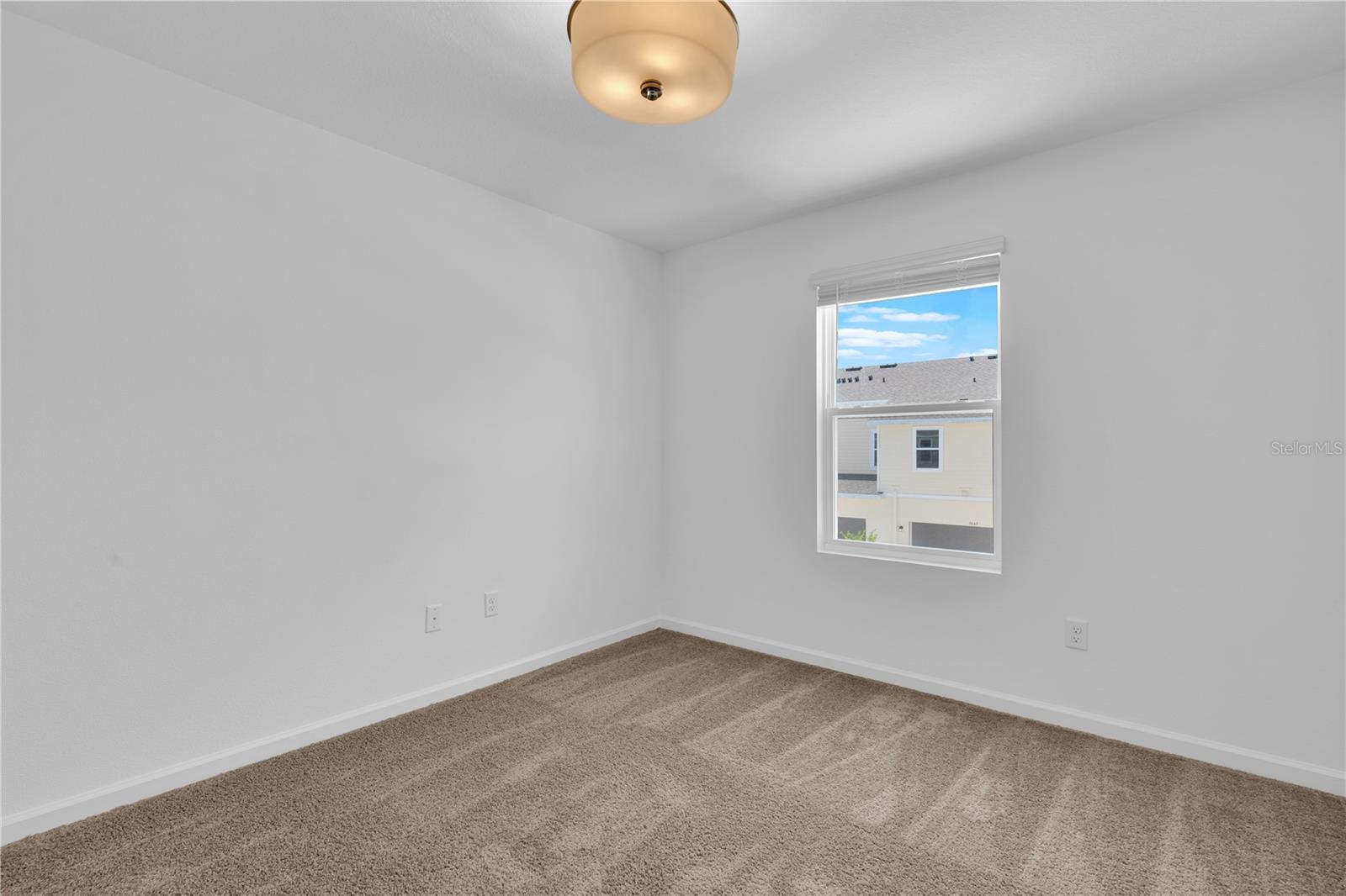 Image 14 of 33 For 9674 Peace Drive