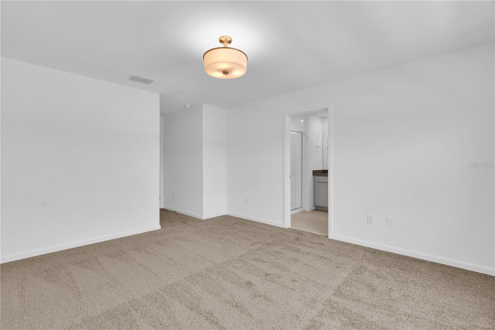 Image 20 of 33 For 9674 Peace Drive