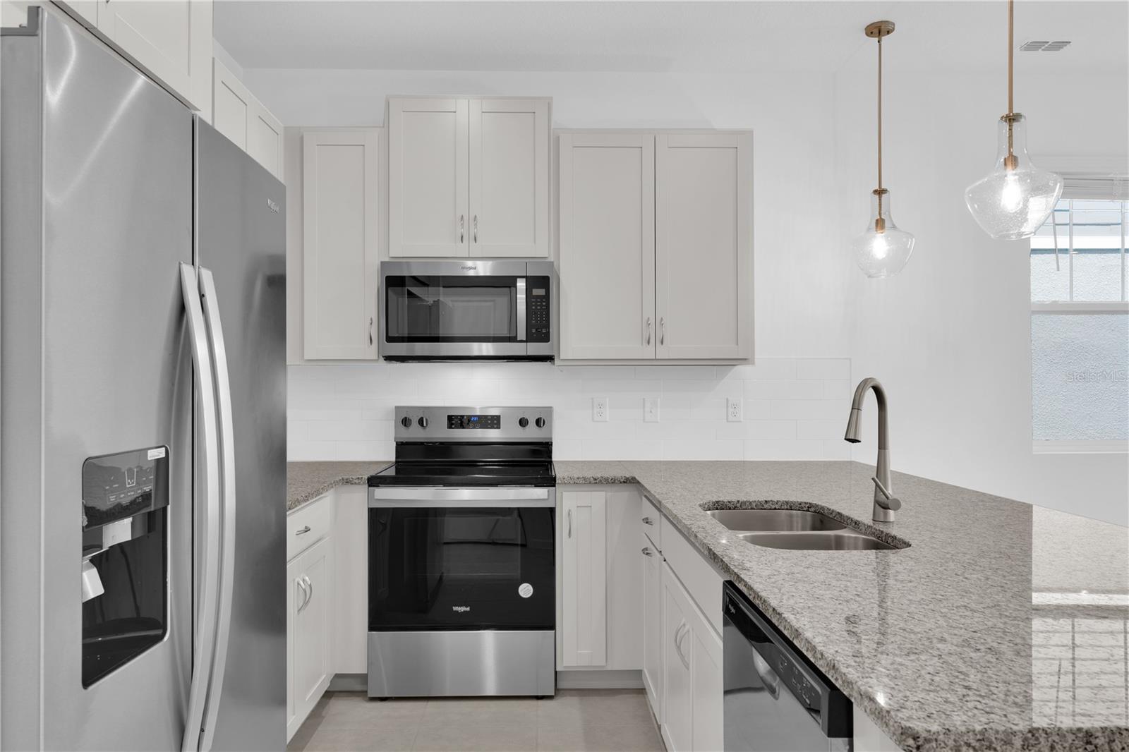 Image 7 of 33 For 9674 Peace Drive