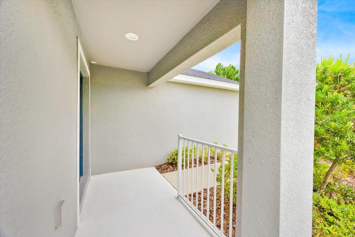 Image 4 of 26 For 907 Pearly Ridge Ln