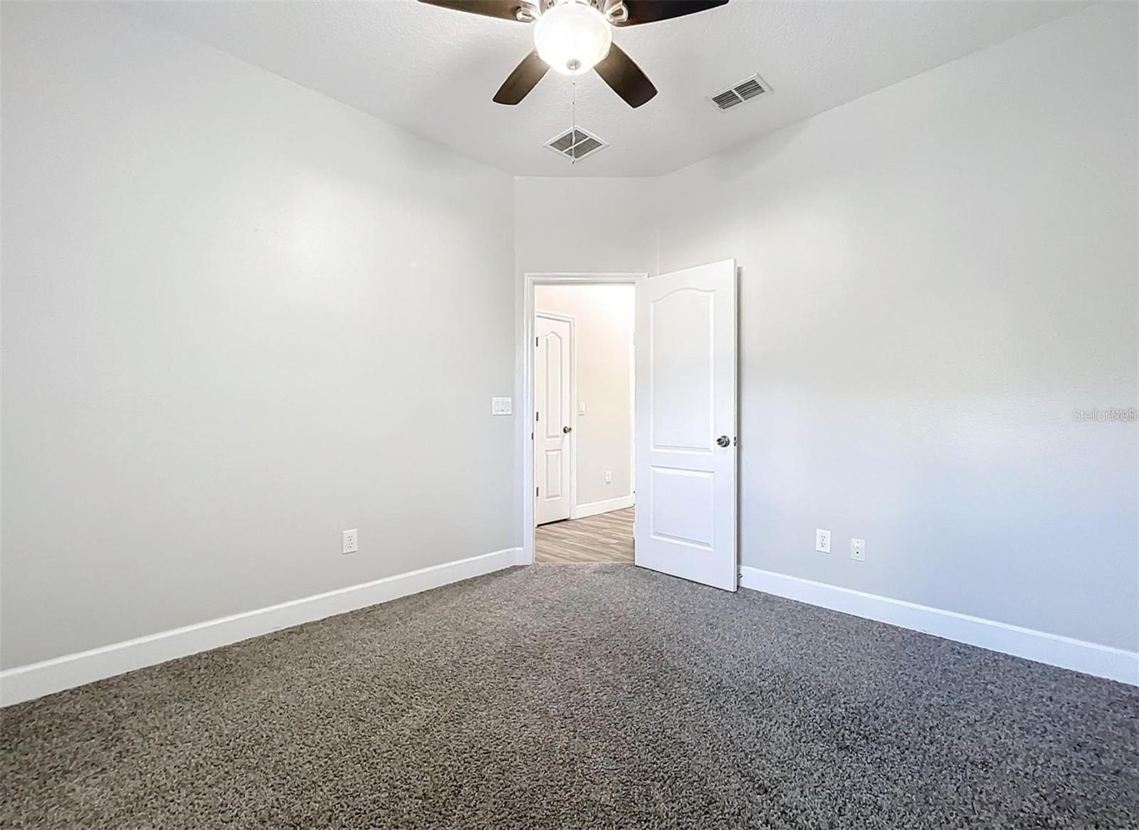 Image 18 of 26 For 1121 Magnolia Blossom Court