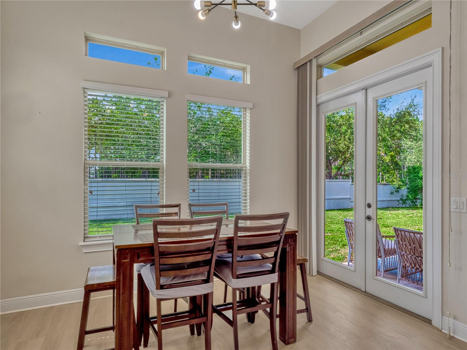 Image 19 of 52 For 8047 Chilton Drive