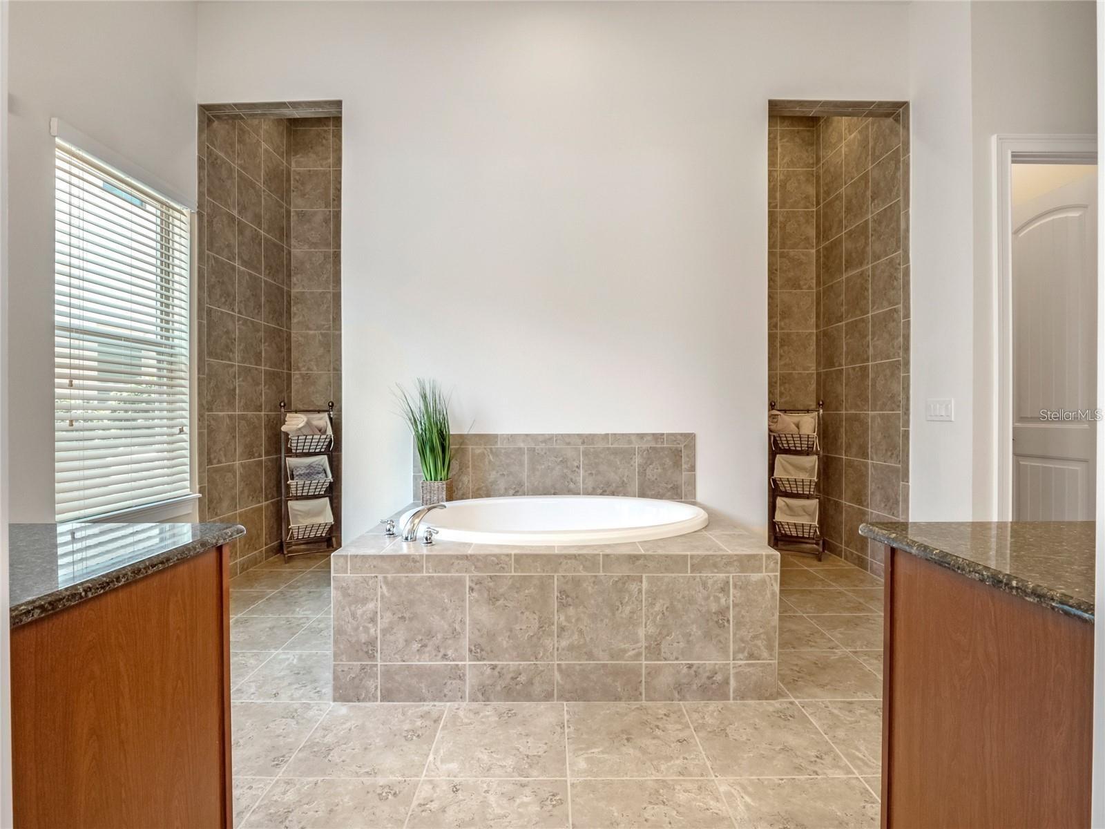Image 27 of 52 For 8047 Chilton Drive