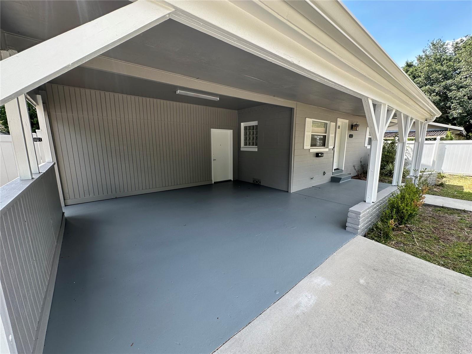 Image 2 of 26 For 333 Cambridge Boulevard