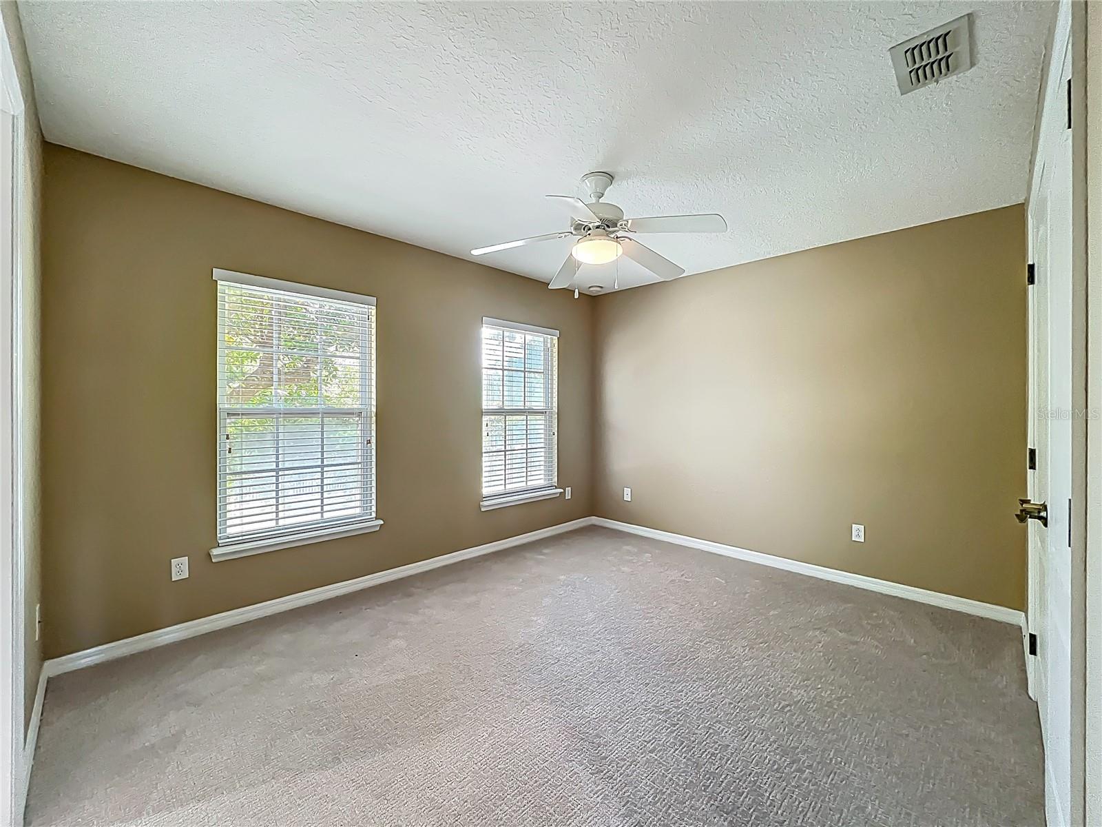 Image 49 of 96 For 13055 Overstreet Road