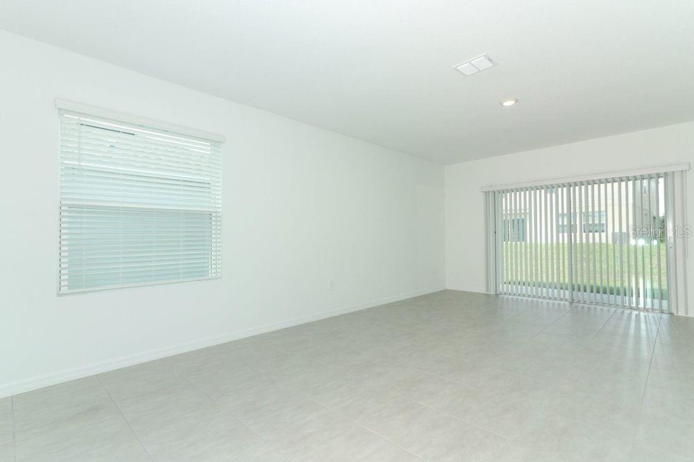 Image 12 of 39 For 471 Wayland Drive