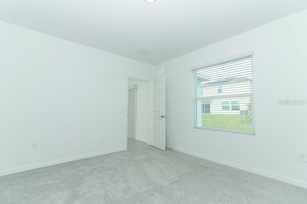 Image 14 of 39 For 471 Wayland Drive
