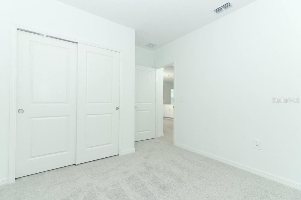 Image 21 of 39 For 471 Wayland Drive