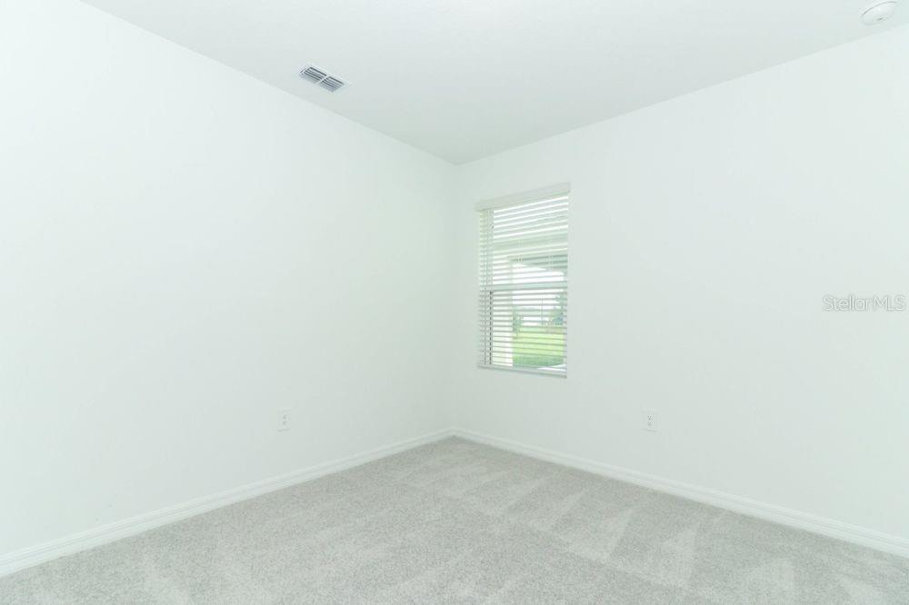 Image 23 of 39 For 471 Wayland Drive