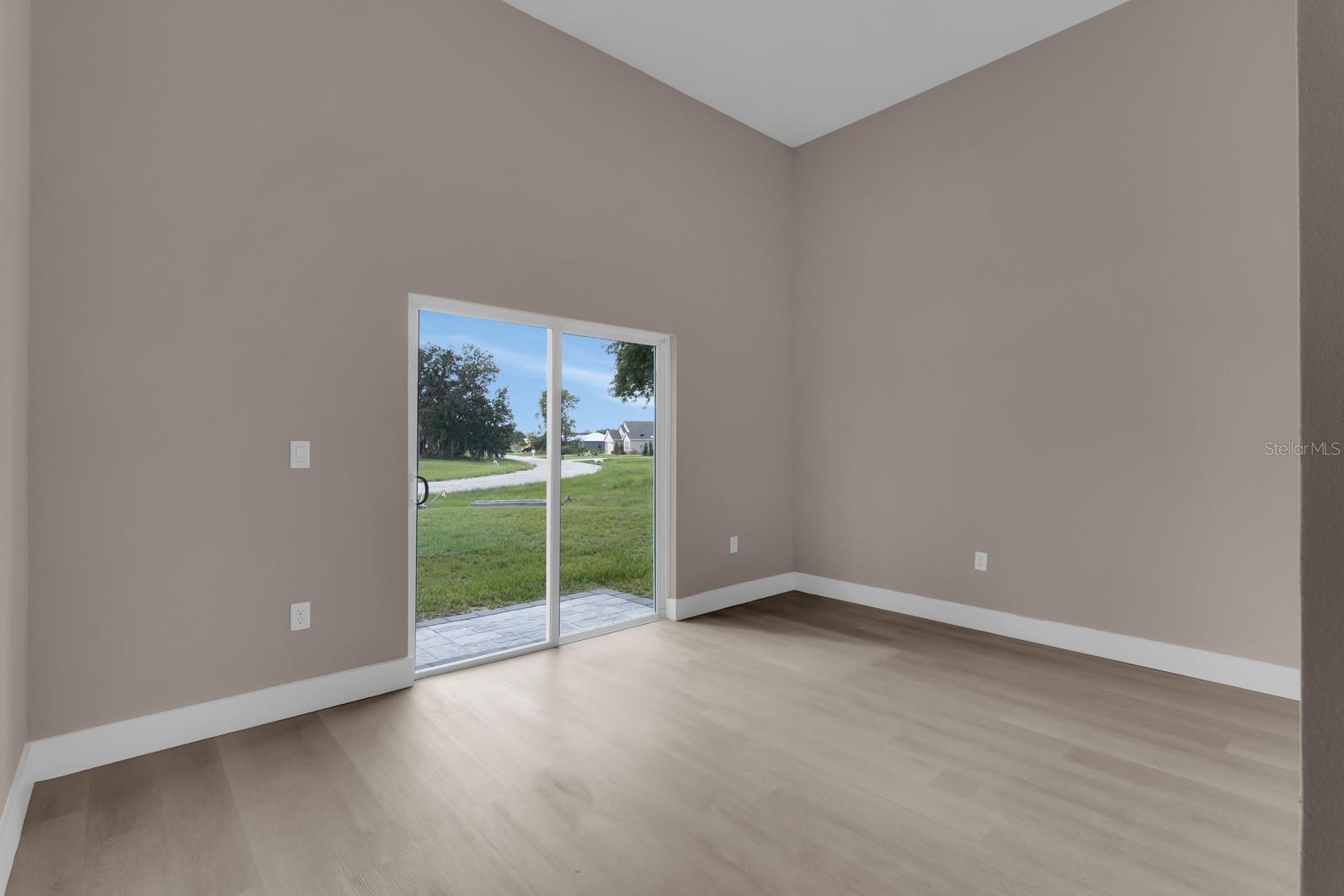 Image 15 of 27 For 6805 Heavitree Drive