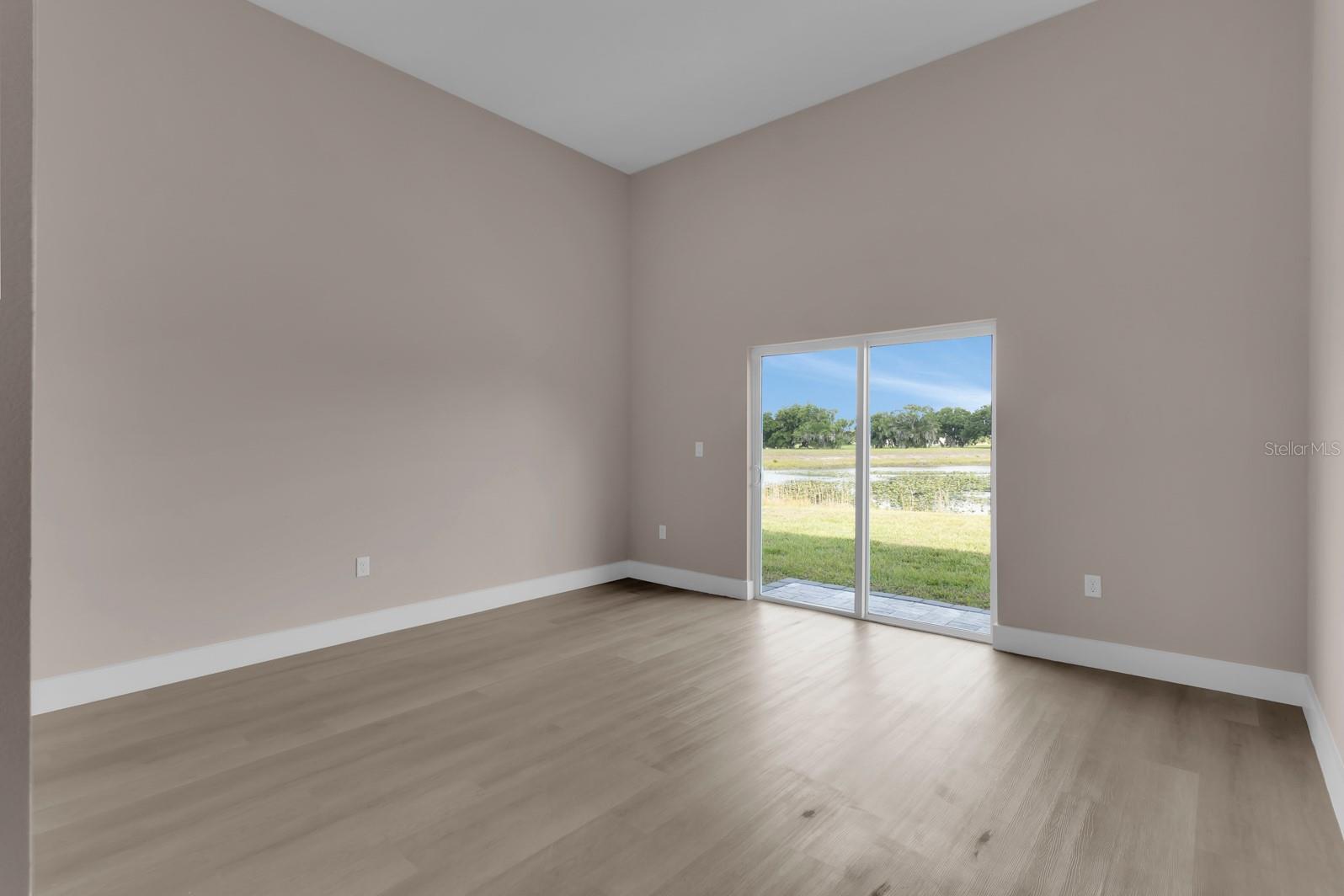 Image 17 of 27 For 6805 Heavitree Drive