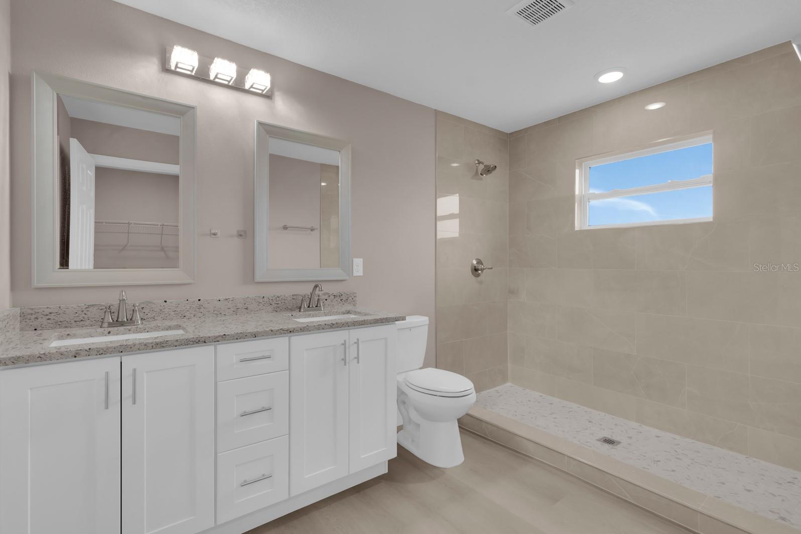 Image 19 of 27 For 6805 Heavitree Drive