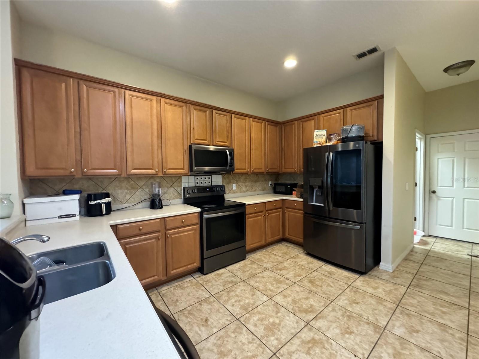 Image 7 of 9 For 6224 Zane Drive