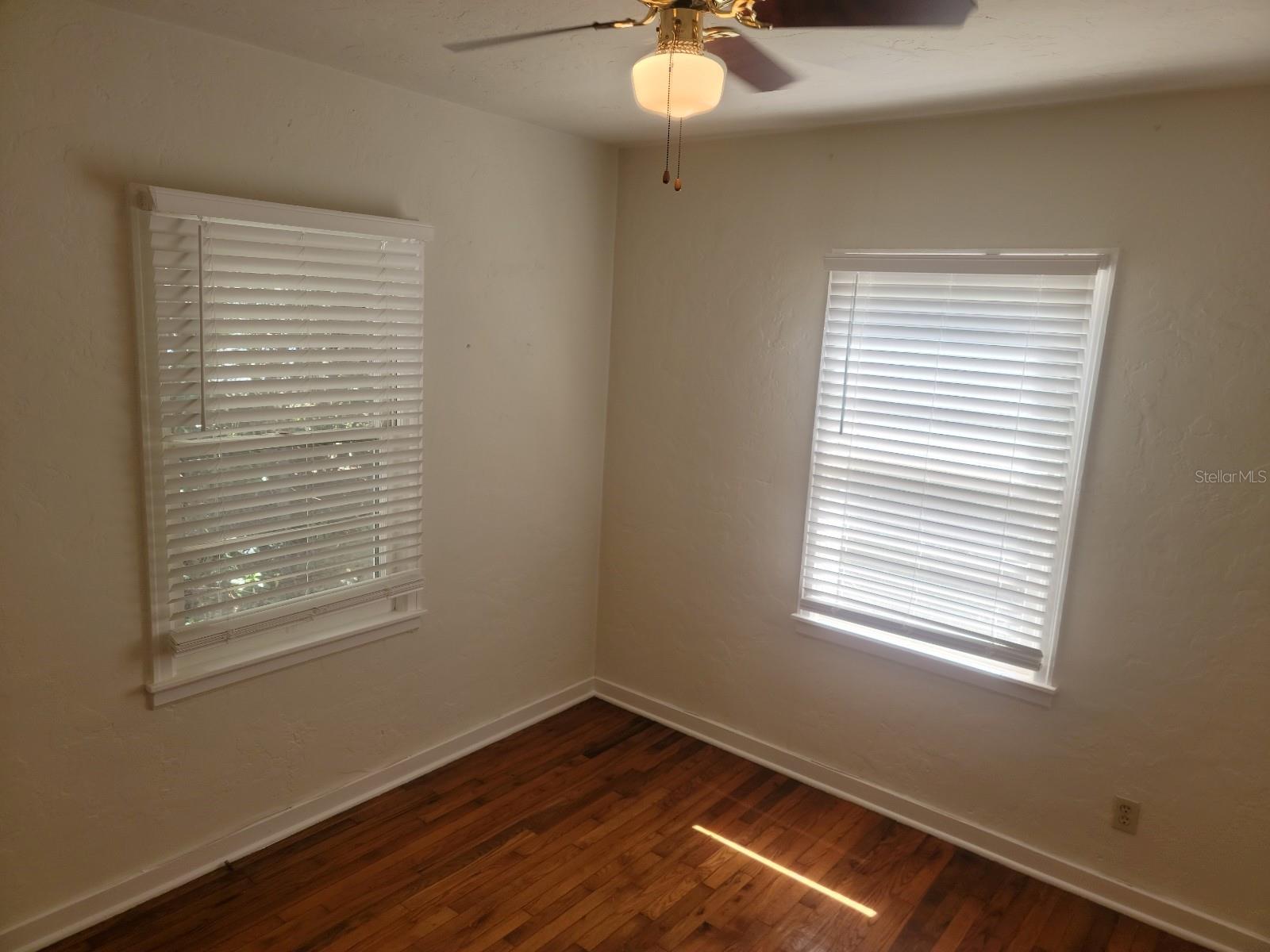 Image 12 of 27 For 1317 Portland Avenue