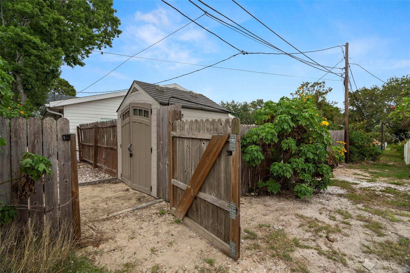 Image 24 of 28 For 135 Florida Boulevard