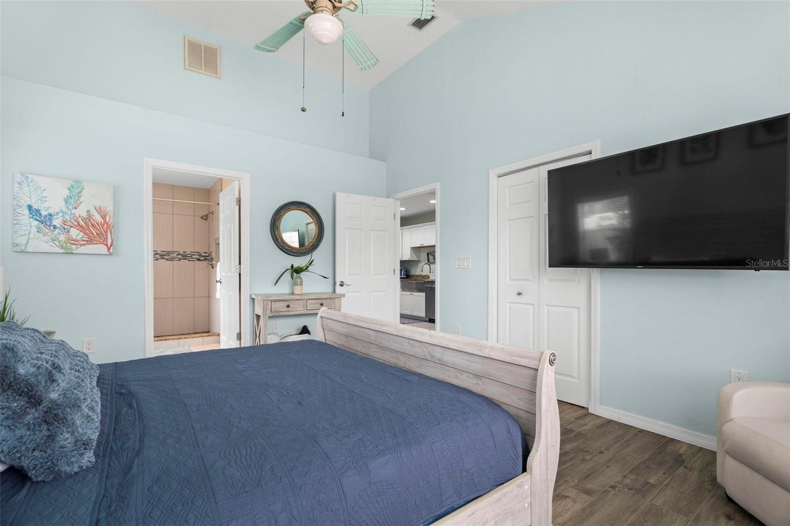 Image 5 of 28 For 135 Florida Boulevard